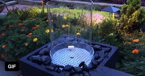 The way this vortex water fountain starts - 9GAG