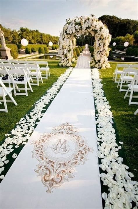 Como Decorar el Pasillo Central de Ceremonias de Boda