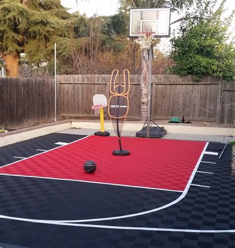 25x30 Feet DIY Outdoor Basketball Court Tiles Backyard Basketball Court ...