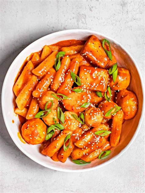 Easy Tteokbokki - Spicy Korean Rice Cakes - Drive Me Hungry