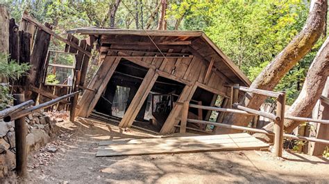 The Oregon Vortex is One of the Strangest Places On Earth