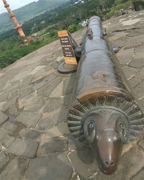 Mendha Cannon Devgiri fort Maharashtra | Cannon, Ancient technology ...