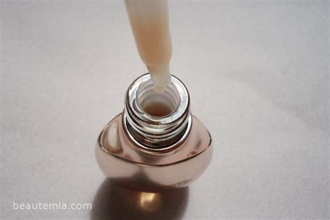 La Mer Review > Genaissance de La Mer The Serum Essence (Regenerating ...