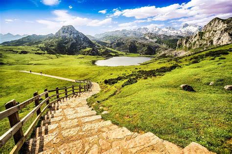 Ruta 4x4 a los Lagos de Covadonga. Picos de Europa. Asturias. MEDIO DÍA ...