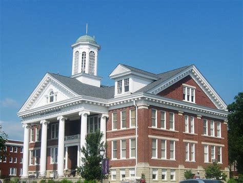 10 Top Kentucky Colleges and Universities