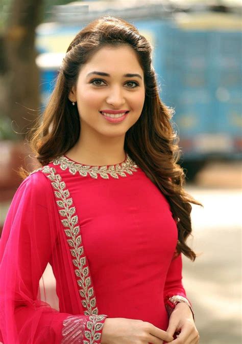 Tamanna Bhatia Wallpapers Hd