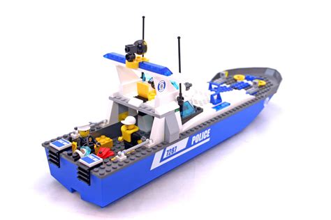 Police Boat - LEGO set #7287-1 (Building Sets > City)