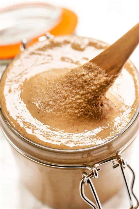 Homemade Tahini Recipe {Super Easy & So Creamy} - Simply Quinoa