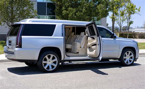 Tom Brady Is Selling His Tricked Out Cadillac Escalade SUV for $300,000 ...