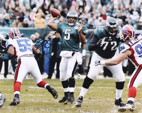 Donovan McNabb Signed Eagles 16x20 Photo (CAS COA) | Pristine Auction