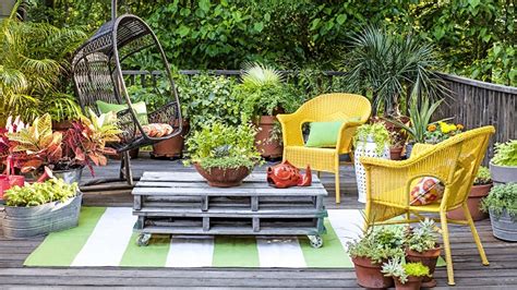 10 Gardening Ideas to Maximize your Outdoor Space - Fine and Feathered