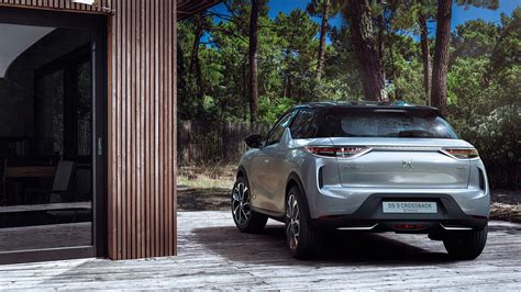 DS3 CROSSBACK on Behance