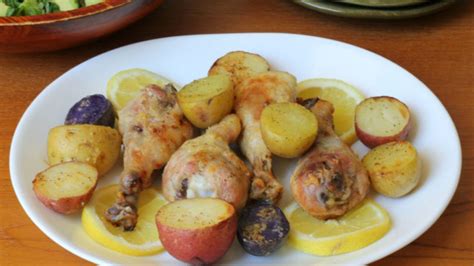 Receta de Pollo con Papas al Horno | QueRicaVida.com