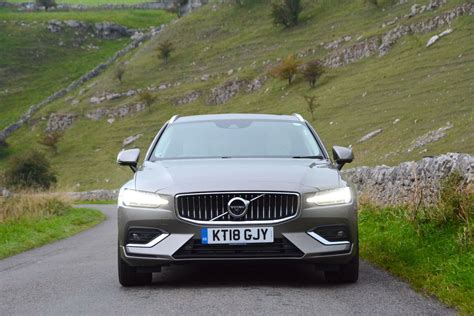 Volvo V60 D4 Inscription Review | GreenCarGuide