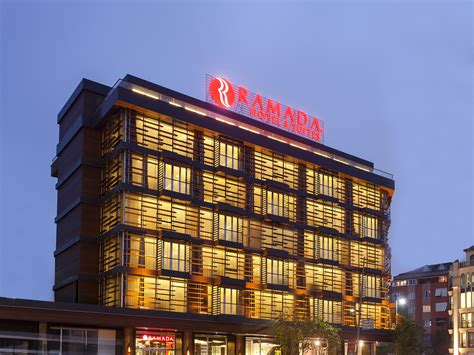 Ramada Hotel & Suites by Wyndham Istanbul Sisli - HOTEL DE