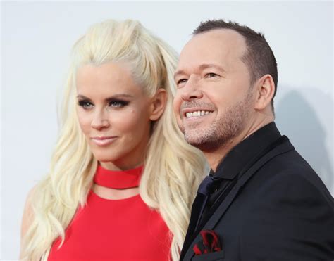 Donnie Wahlberg & Jenny McCarthy: 5 Fast Facts to Know