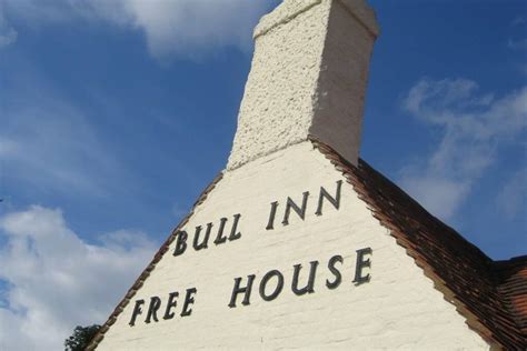 The Bull Inn at Bisham Bisham, Berkshire - Updated prices | hitched.co.uk