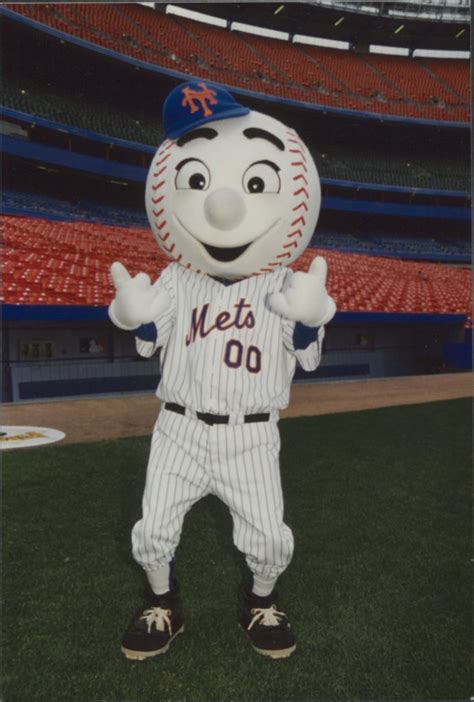 Mr. Met Named America's Favorite Sports Mascot - Mets History