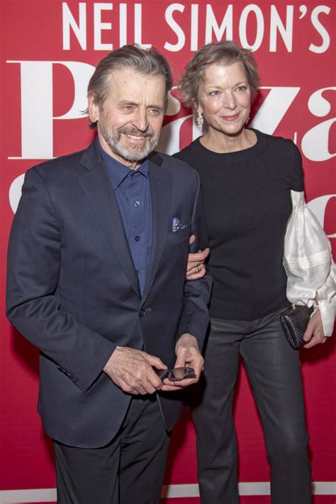 Mikhail Baryshnikov’s Wife: Everything To Know About Lisa Rinehart ...