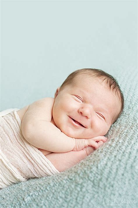 Cute Newborn Baby Pictures - New Kids Center