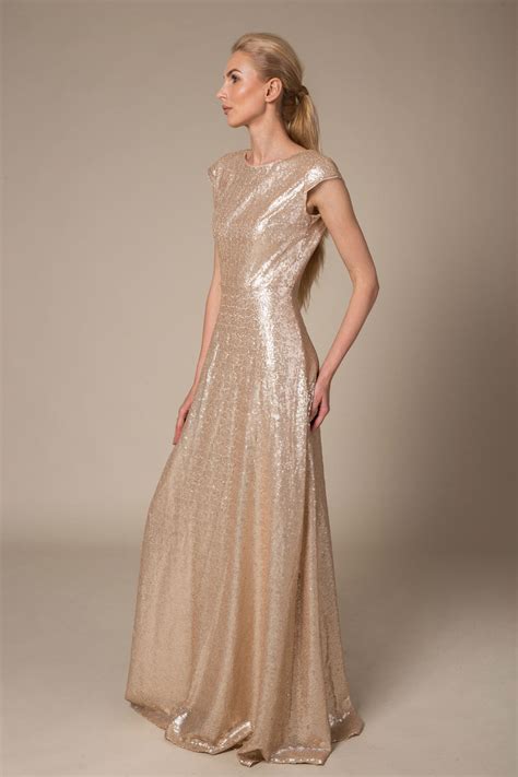 Gold sequin maxi dress with capped sleeves - Le Parole