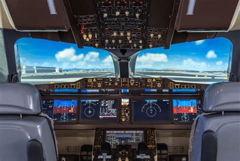 Avionics Explained: Which Is Best For Your Aircraft? - Aviator Insider