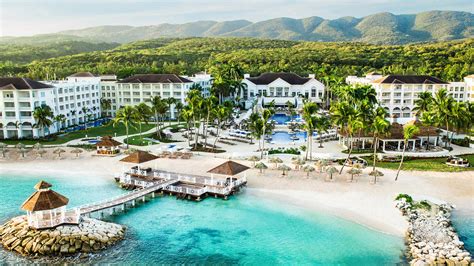 Hyatt Ziva Rose Hall, Jamaica - Hotel Review | Condé Nast Traveler