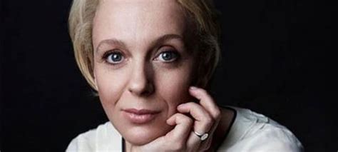 Amanda Abbington