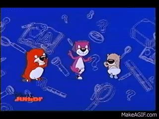 PB&J Otter "Noodle Dance" on Make a GIF