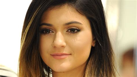 Kylie Jenner: Plastic surgery talk is 'insulting'