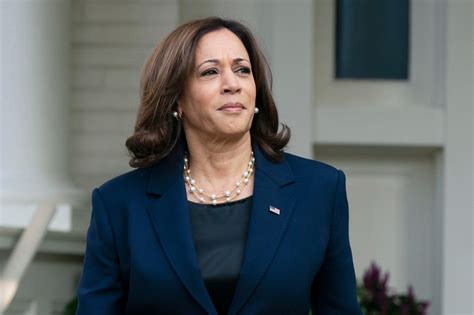 Kamala Harris - TahbusumAsia