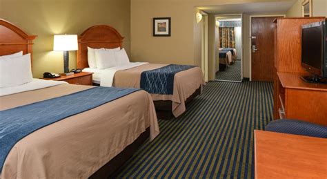 Florida Hotel Reservation: Comfort Inn Orlando - Lake Buena Vista