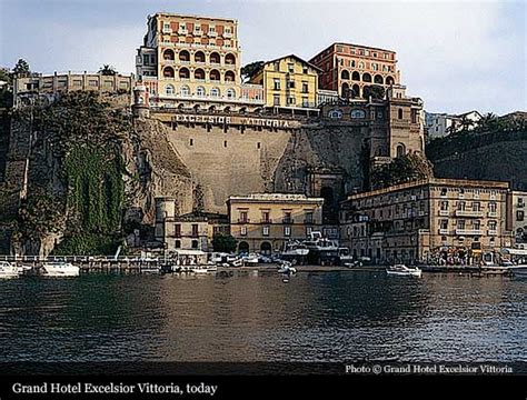 Grand Hotel Excelsior Vittoria (1834), Sorrento | Historic Hotels of ...