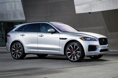 2020 Jaguar F-PACE Pictures - 188 Photos | Edmunds