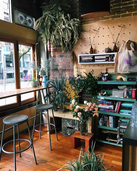 13 Most Aesthetic Cafés And Coffee Shops In Vancouver | Cozy coffee ...