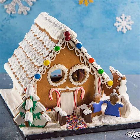 Gingerbread House (Recipe & Template) - The Flavor Bender