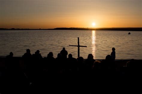 Sunrise Easter Celebration returns to banks of Boulder Reservoir ...