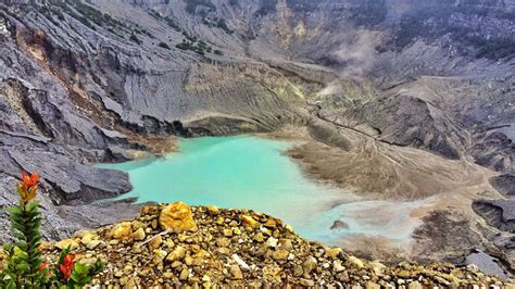 A Day Trip to Tangkuban Perahu from Jakarta - Indoindians.com