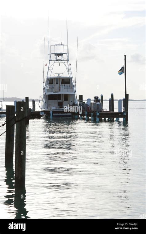 A sportfishing boat at Harbour Island marina, Harbour Island, North ...