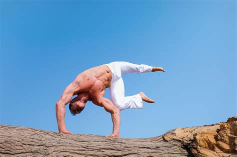 10 Kundalini Yoga Poses and Their Benefits | Skill Success Blog