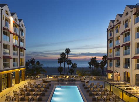 Regent Santa Monica Beach Hotel | Discover Los Angeles