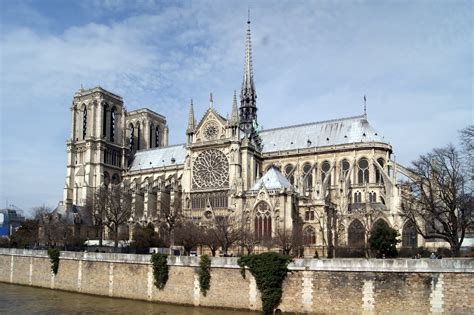 Notre Dame Cathedral, Paris, France - Traveldigg.com