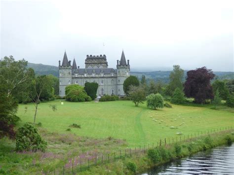 Inveraray Castle, seen in Downton Abbey (christmas special in Scotland ...