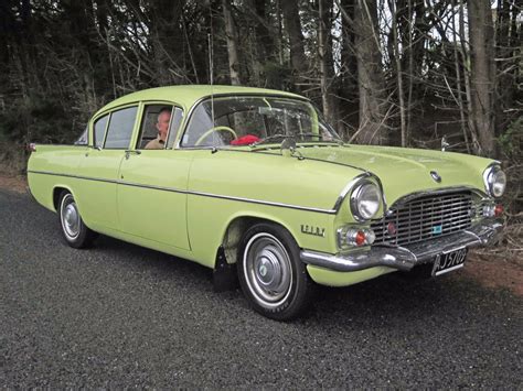 Classic Cars: 1960 PA Vauxhall Velox - Driven Car Guide