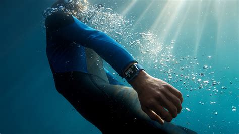 Apple reveals Apple Watch Series 7, featuring the largest, most ...