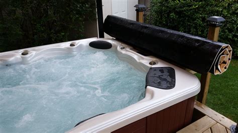 A replacement spa cover custom made by Canadian Hot Tubs. For more info ...