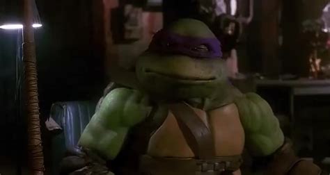 TEENAGE MUTANT NINJA TURTLE (1990 MOVIE) DONATELLO 1:4 SCALE FIGURE ...