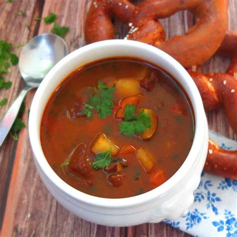 Easy Gulaschsuppe ( authentic German Goulash Soup) + video - My Dinner