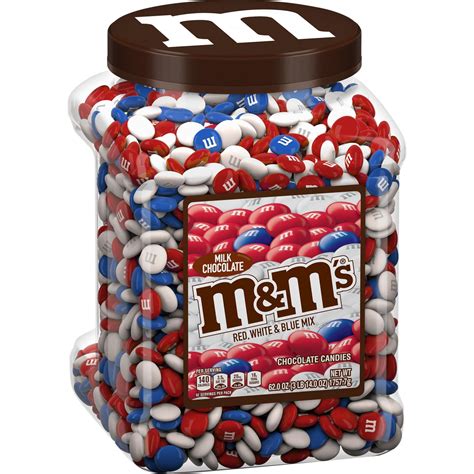 M&M'S Red White & Blue Patriotic Mix Milk Chocolate Candy 62 oz. in ...