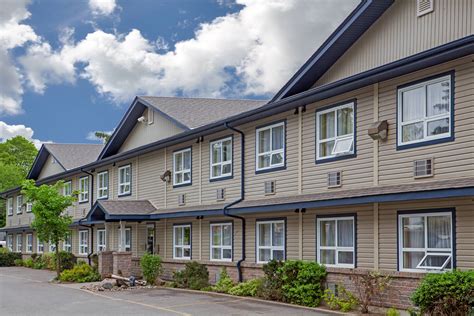 Super 8 by Wyndham Sault Ste Marie On | Sault Ste Marie, ON Hotels